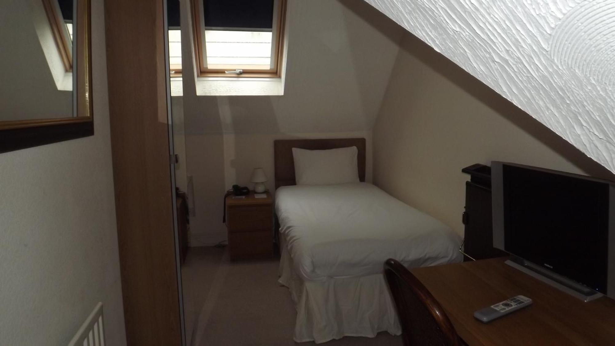 The Peacock Townhouse Hotel Kenilworth - Warwick ห้อง รูปภาพ