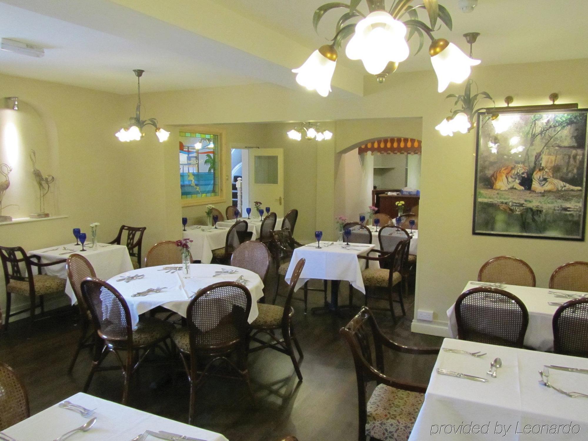 The Peacock Townhouse Hotel Kenilworth - Warwick ร้านอาหาร รูปภาพ