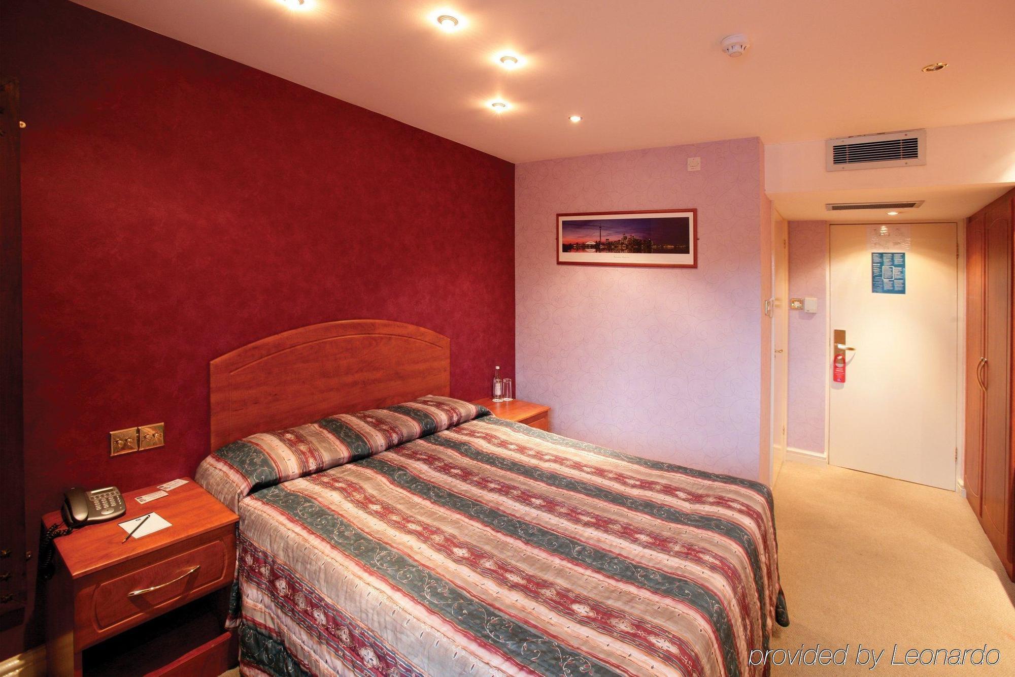 The Peacock Townhouse Hotel Kenilworth - Warwick ห้อง รูปภาพ